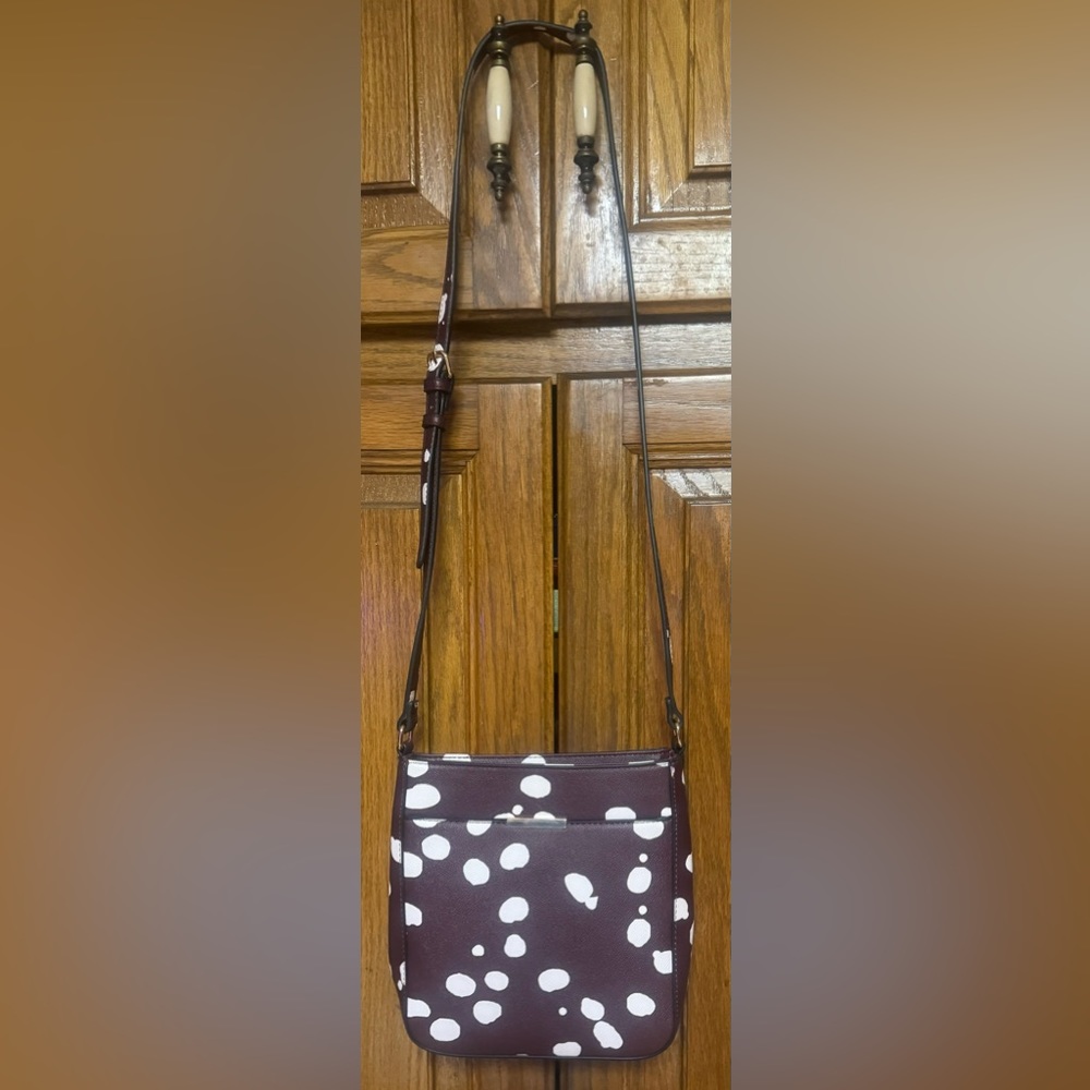 Hawthorn Crossbody purse magnetic & zipper closure NWOT brown and white 9x8” new